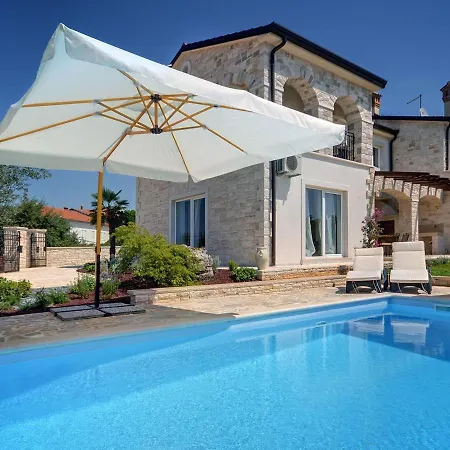 Stunning In With Private Pool * Rovinjsko Selo