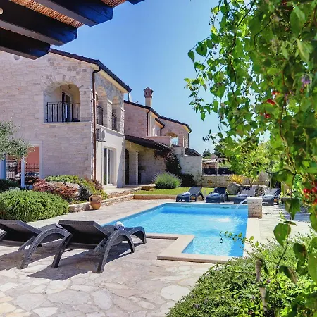 Near Rovinj With Pool And Sea Views 别墅 罗维尼村