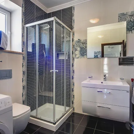 Stunning In With Private Pool *